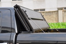 Жесткая четырехсекционная крышка Toyota Hilux VIII Revo 1733153