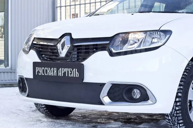 Зимняя заглушка решётки переднего бампера Renault Sandero II 2014-2017 ZRRS039302
