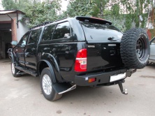 Бампер задний силовой KDT Toyota Hilux   1502