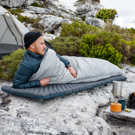 Коврик надувной Naturehike 183х64х7 см, серый карбон CNH22DZ018-CSS