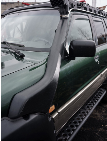 Пороги силовые Nissan Patrol Y61 1997-2004 цельная ступень STC-NSA/97-S-C1