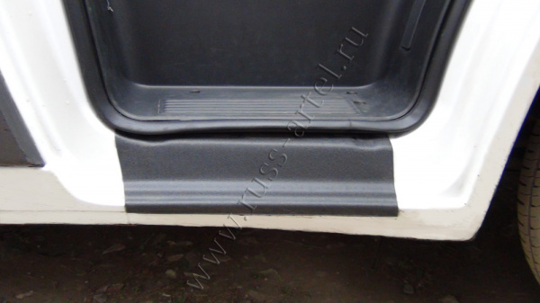 Накладки на пороги Peugeot Boxer 2006-2013 (250 кузов) NPB-017502