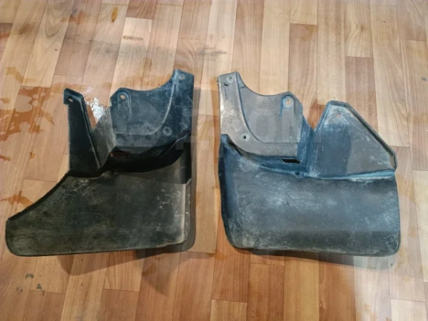 Брызговики Nissan patrol y61 1997-2004 задние в Екатеринбурге БУ-DROM-136054830