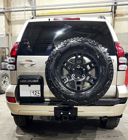 Калитка в штатный бампер Toyota Land Cruiser Prado 120 с квадратом под фаркоп калитка справа STC-TLCP120-G-C2