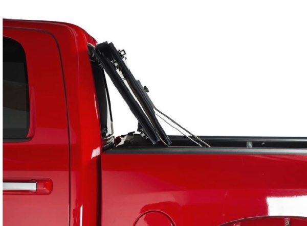 Жесткая четырехсекционная крышка Volkswagen Amarok I 173387 Жесткая четырехсекционная крышка Volkswagen Amarok I 173387