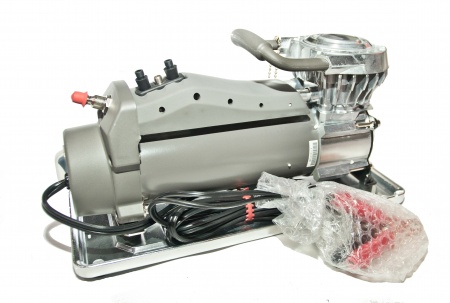 Компрессор автомобильный высокого давления BERKUT R24