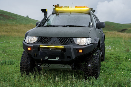 Бампер передний Mitsubishi L200 2006-2015 REVO под балку и ПТФ STC-ML200/06-BFR-C1-L1L4