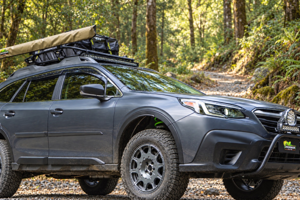 Оборудование Ironman на автомобиле: Стойка в сборе нитро-газовая для Subaru Outback 2015-2019задняя +50мм Ironman 12834010GR