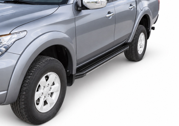 Фото изделия: Порог-площадка Premium-Black A193ALB + комплект крепежа Rival Mitsubishi L200 A193ALB.4003.1 — изображение 1