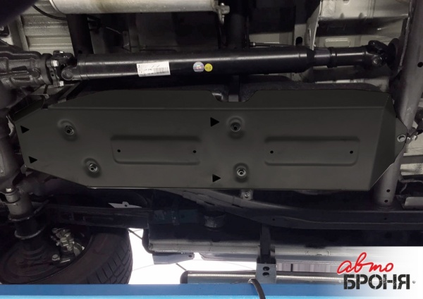 Защита топливного бака АвтоБроня Volkswagen Amarok 111.05821.1