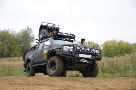 Дуга безопасности многофункциональная KDT Nissan NP300  17061