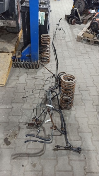 Тормозные и топливные трубки, весь комплект Nissan Safari Y60 TTTK