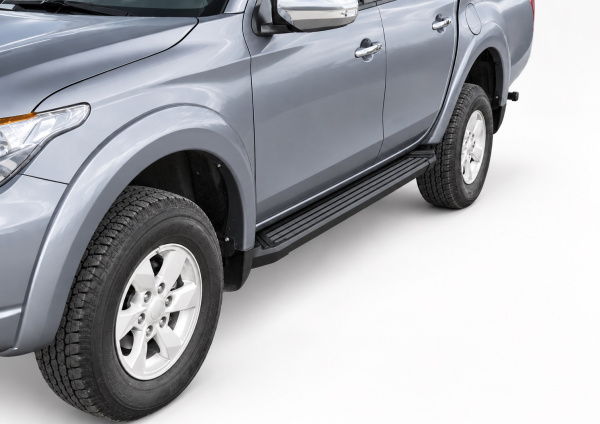 Фото изделия: Порог Black Rival Volkswagen Amarok/Toyota Hilux 2015-/Mitsubishi L200 F193ALB — изображение 1