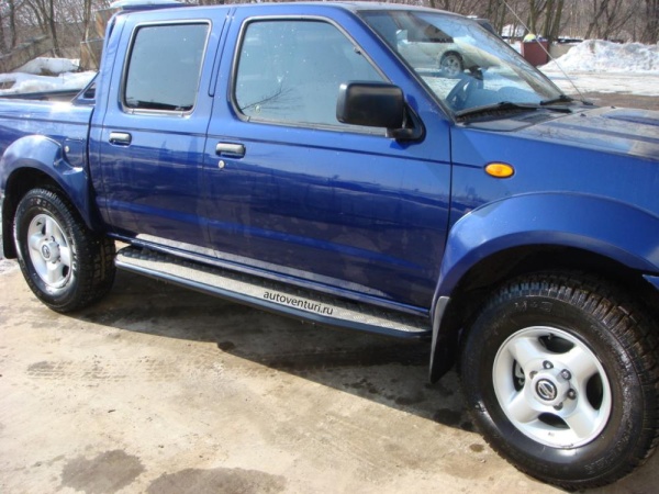 Пороги РИФ силовые Nissan NP300 RIFD22-40000