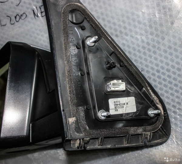 Зеркало заднего вида левое Тойота Тундра ZZLTT