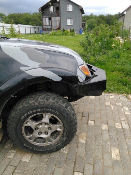 Бампер передний силовой без кенгурина "Спорт" KDT Mitsubishi L200 Triton   13017