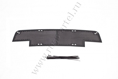 Защитная сетка пер. бампера Duster 2010-2014 (I п.) SBRD-046012