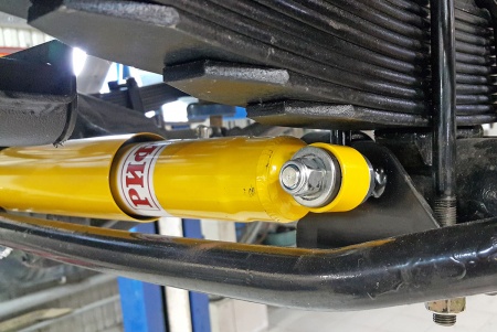 Демпфер рулевой с кронштейнами РИФ УАЗ Буханка  SD01B