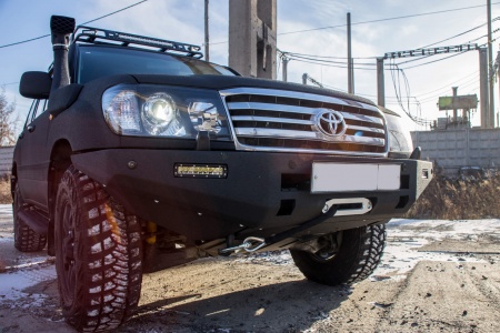 Бампер силовой передний  Toyota Land Cruiser 100 STC-TLC100-BF