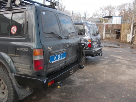 Бампер задний силовой KDT Toyota Land Cruiser 80   0102