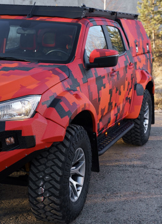 Пороги силовые Isuzu D-Max 2020+ цельная ступень STC-ID-MAX/20-S-C1