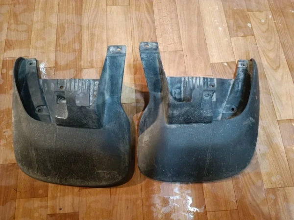 Брызговики Mitsubishi L200 05-15 передние пара БУ-DROM-136034025