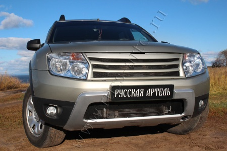 Решетка радиатора с черной сеткой Русская артель Renault Duster   RRRD-016750