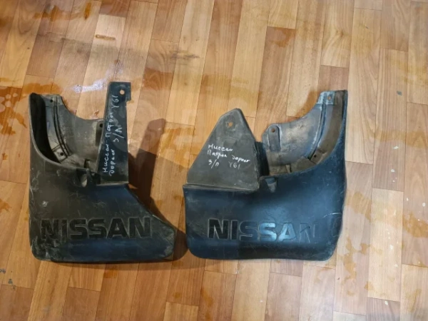Брызговики Nissan patrol y61 1997-2004 задние в Екатеринбурге БУ-DROM-136054830