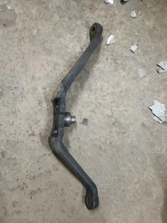 Рулевая сошка Toyota Land Cruiser 80 передняя левая БУ-DROM-135066264