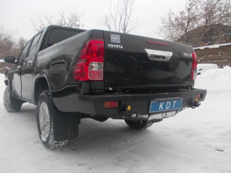 Бампер задний силовой KDT Toyota Hilux   15021