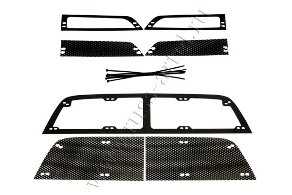 Защитная сетка решетки радиатора и решетки переднего бампера Русская артель Renault Duster 2015-  SRR-139502