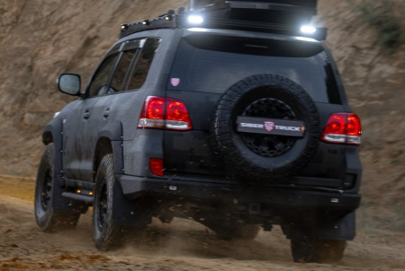 Накладки на бампер задний Toyota Land Cruiser 200 2008-2015 под расширители арок AT35 STC-TLC200/08-BR-BUH-AT35