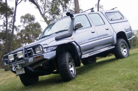 Шноркель 5LE TOYOTA HILUX 12/00 ON  ARB SS146HFE