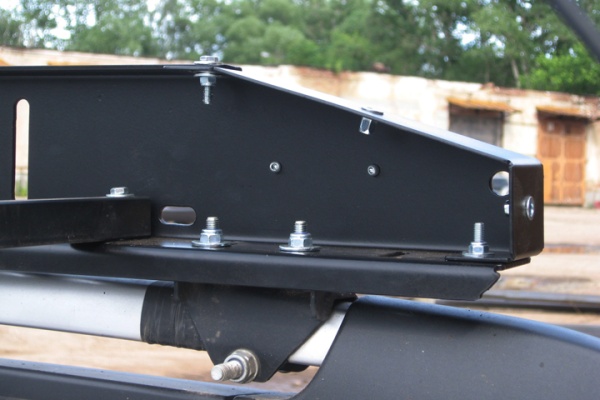 Дефлектор багажника 1000 мм OJ 09.204.01