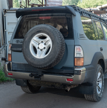 Калитка в штатный бампер Toyota Land Cruiser Prado 95 STC-TLCP95-G