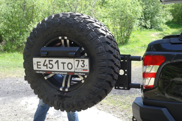 Калитка запасного колеса 4x4tun.ru на Mitsubishi L200 2015+ 4x4tun-cal200