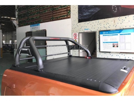 Крышка рольставни с черной дугой ROLLER LID на Toyota Hilux Revo (2015-2019) -394383