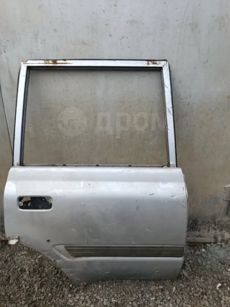 Дверь боковая задняя праваяToyota Land Cruiser 80 БУ-DROM-135001940