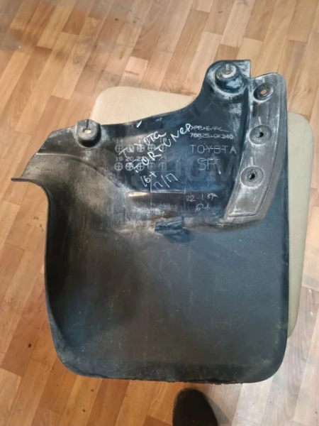 Брызговики Toyota Fortuner 2 перед БУ-DROM-136054797
