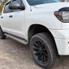 Toyota Tundra с подвеской Ironman — вид сзади