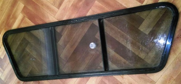 Стекло раздвижное для кунга KDT 1328G