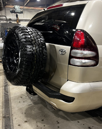 Калитка в штатный бампер Toyota Land Cruiser Prado 120 с квадратом под фаркоп калитка справа STC-TLCP120-G-C2