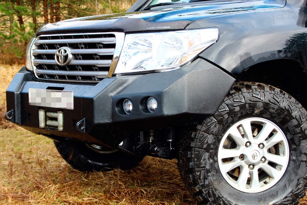 Силовой бампер передний Toyota Land Cruiser 200 до 2016 (серия Д) sbtlc200