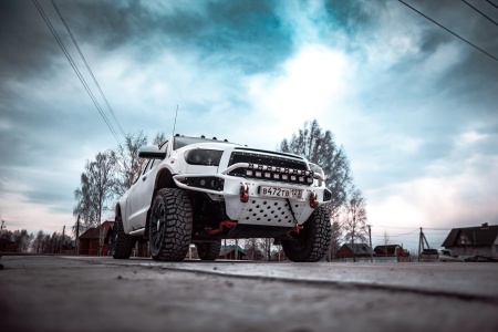 Бампер силовой передний BMS ALFA для Тойота Тундра 2007-2013 BMS060012