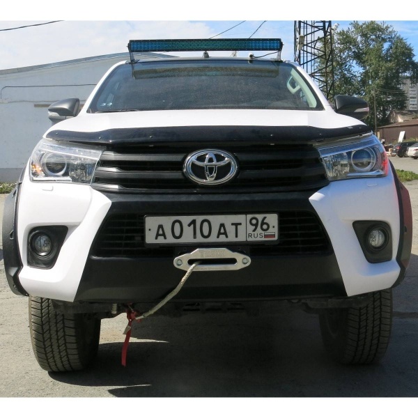 Кронштейн лебедки в штатный бампер RIVAL Toyota Hilux Revo 2015-  2L.5701.1