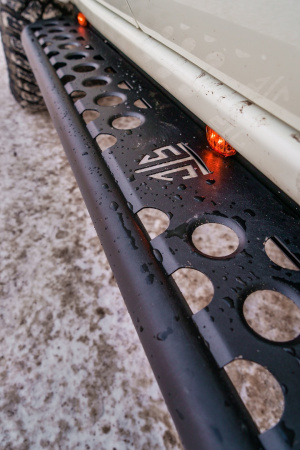 Накладка подсветки порогов Mitsubishi L200 2006-2015 цельная ступень STC-ML200/06-S-C1-led