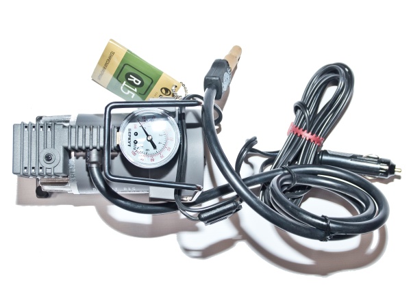 Компрессор автомобильный высокого давления BERKUT R15