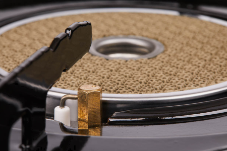 Плита газовая TOURIST KERAMIK GURU PLUS, портативная, керамическая, с переходником, в кейсе  TS-201