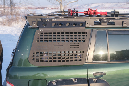Панель на заднее правое стекло Nissan Patrol Y61 STC-NPA/97-PR
