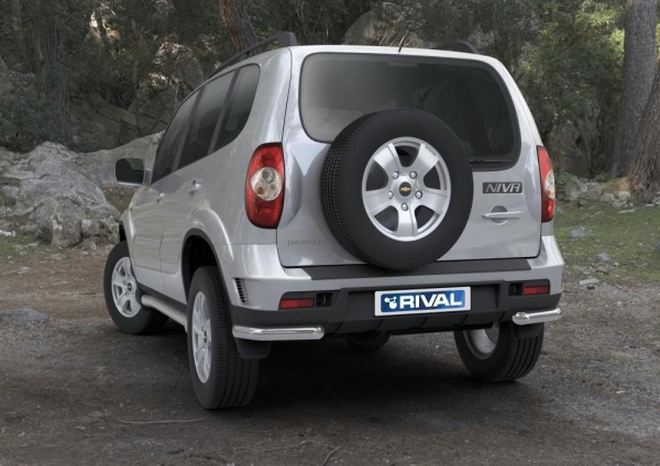 Защита заднего бампера d57 уголки RIVAL Chevrolet Niva 2009-  R.1004.012